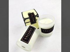 برچسب چسبنده فلوکنگ زره ای که در حال فشار گرم است و برای شمع و عطر مناسب است