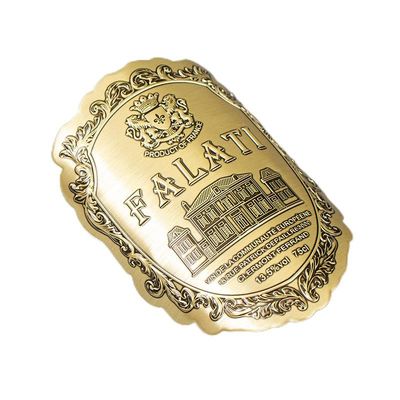 قیمت خوب برچسب شراب فلزی لوکس ضد آب و سازگار با محیط زیست 3D فلزی که توسط خط تولید کاملا خودکار تولید می شود آنلاین